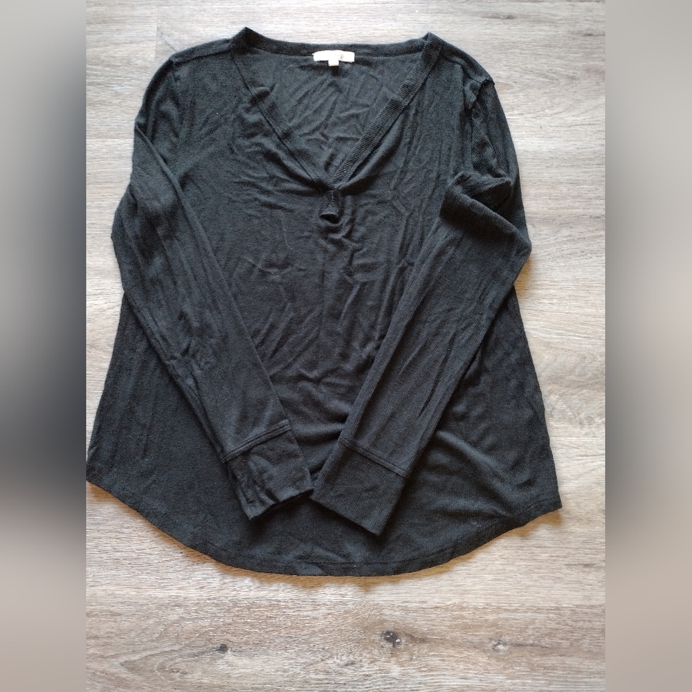 Z Supply Women's Long Sleeve V-Neck Top in Black